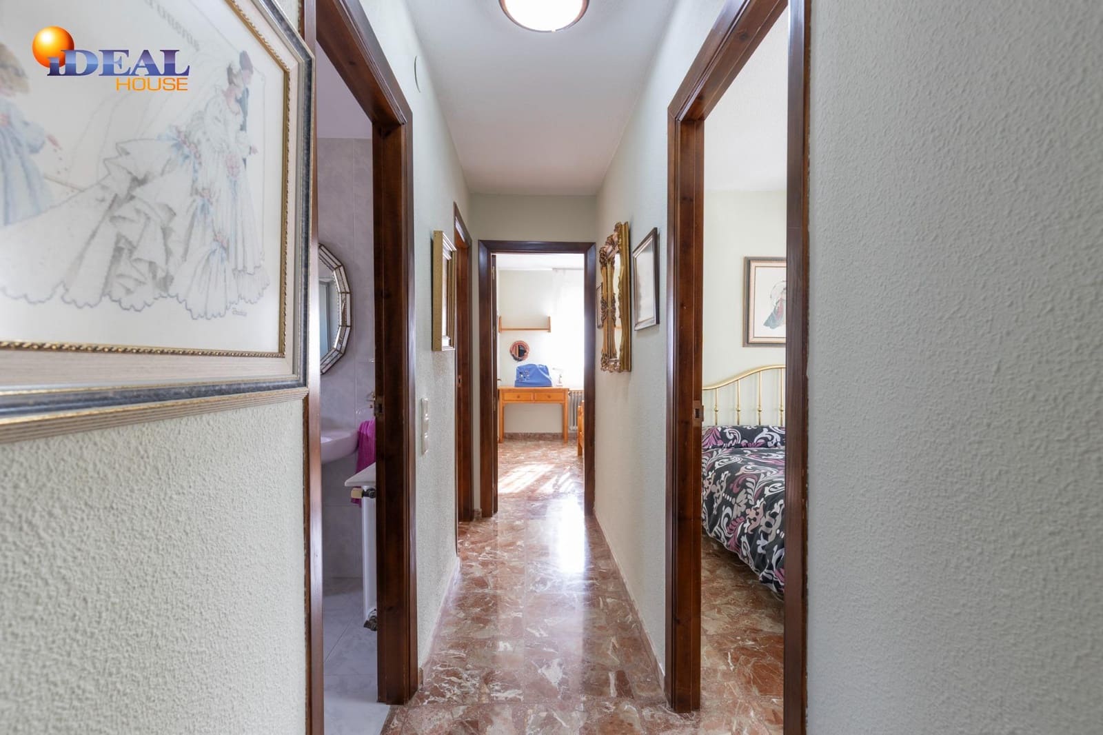 6 soveværelse Villa til salg i Otura med swimmingpool garage - € 540.000 (Ref: 9535875)