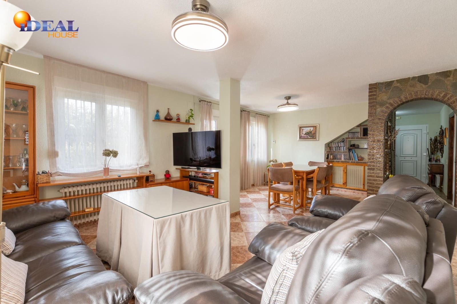 6 soveværelse Villa til salg i Otura med swimmingpool garage - € 540.000 (Ref: 9535875)