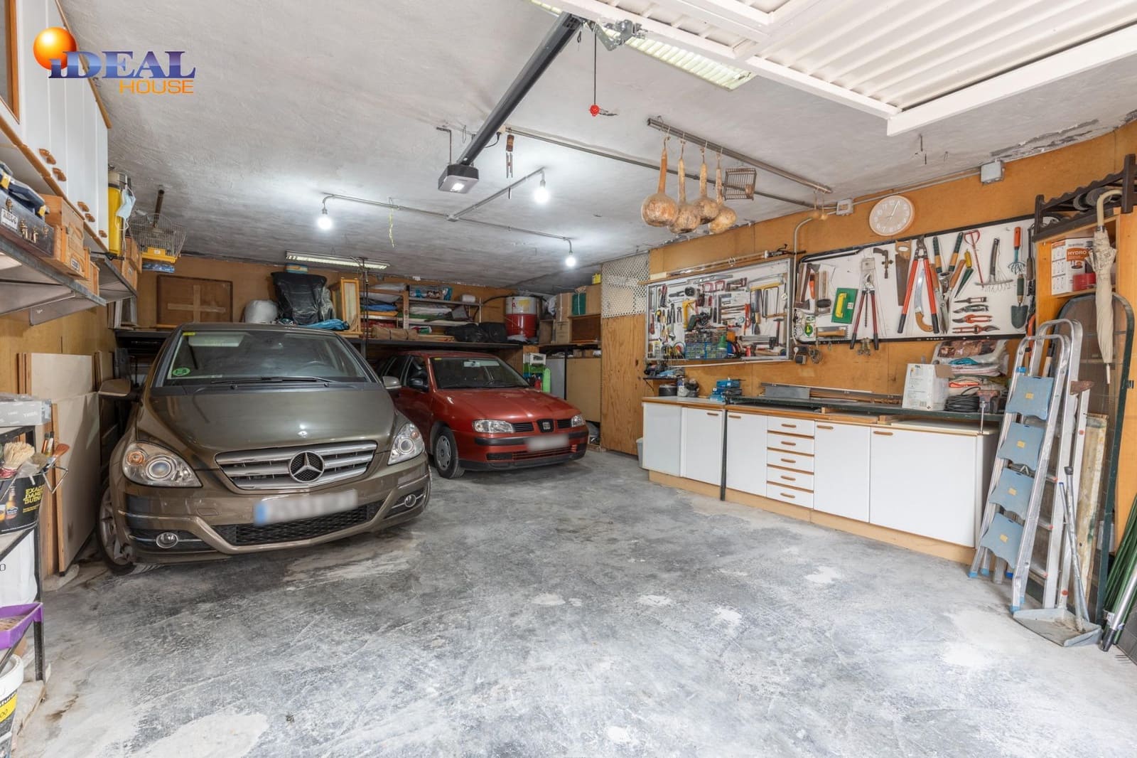 6 soveværelse Villa til salg i Otura med swimmingpool garage - € 540.000 (Ref: 9535875)