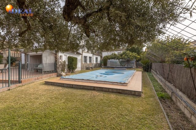 6 soverom Villa til salgs i Otura med svømmebasseng garasje - € 540 000 (Ref: 9535875)