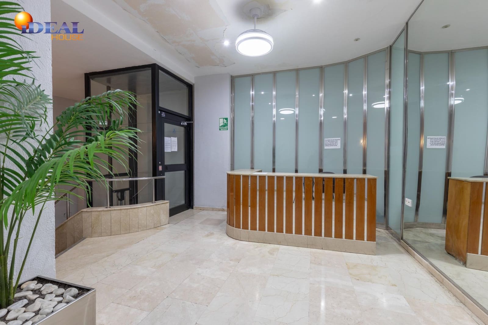 4 soveværelse Lejlighed til salg i Granada by med garage - € 560.000 (Ref: 9541047)