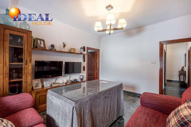4 soveværelse Lejlighed til salg i Zaidin, Granada by - € 200.000 (Ref: 9541051)