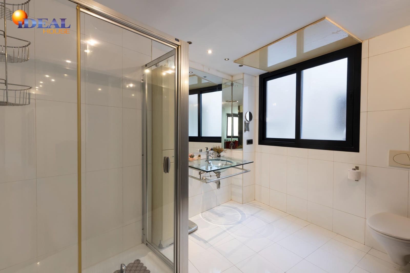 1 slaapkamer Loft te koop in Granada stad - € 259.700 (Ref: 9541052)