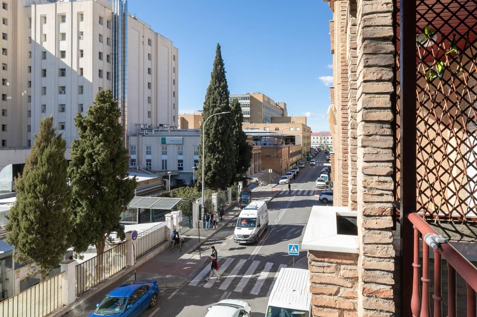 2 Zimmer Wohnung zu verkaufen in Granada Stadt mit Garage - 320.000 € (Ref: 9543532)