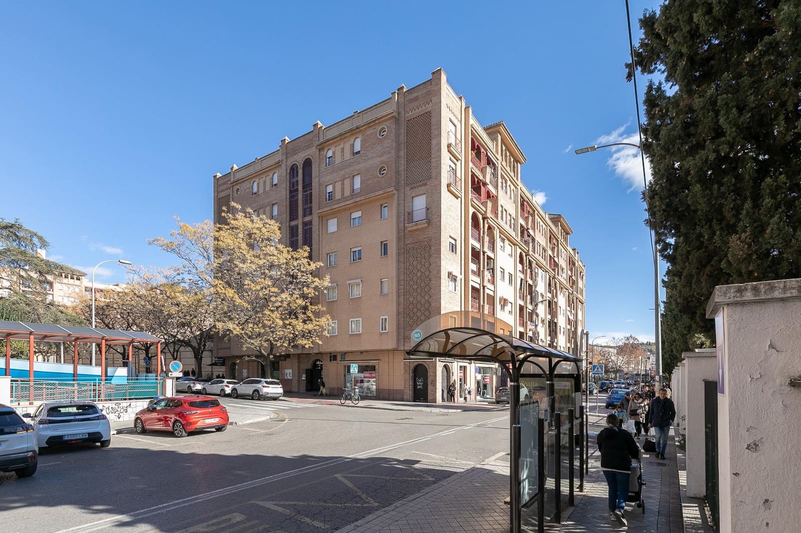 2 Zimmer Wohnung zu verkaufen in Granada Stadt mit Garage - 320.000 € (Ref: 9543532)