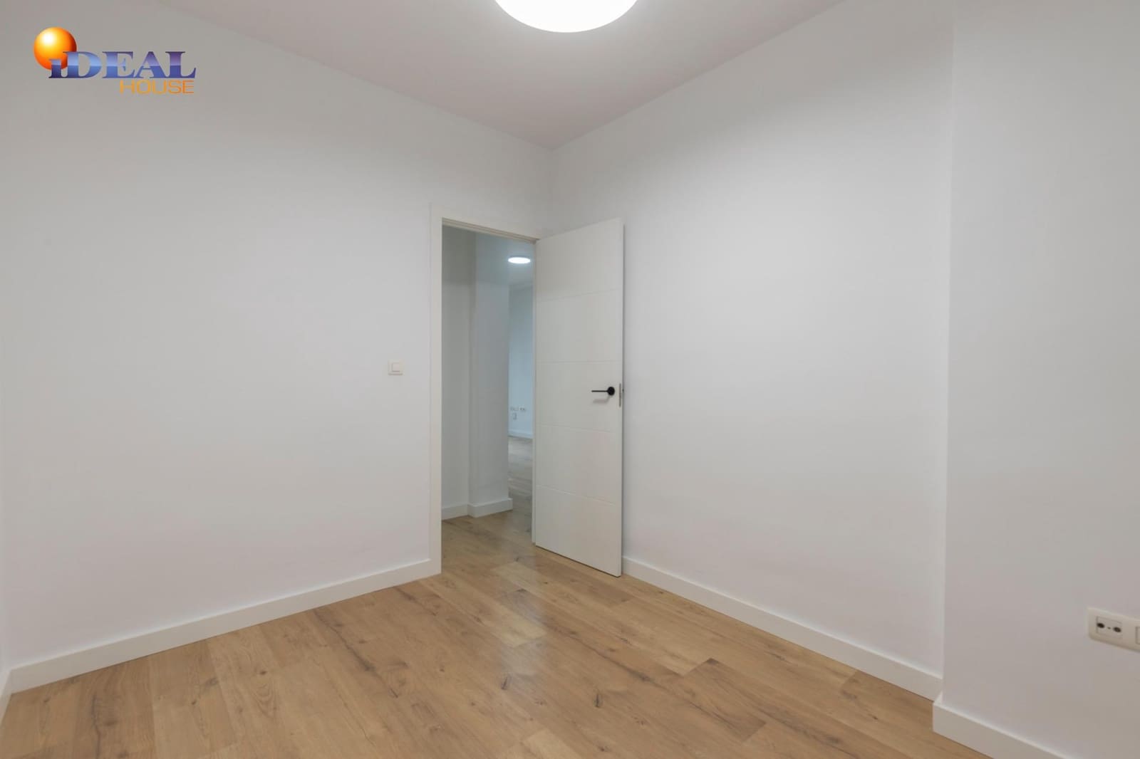 2 soveværelse Lejlighed til salg i Cenes de la Vega med garage - € 167.000 (Ref: 9548128)