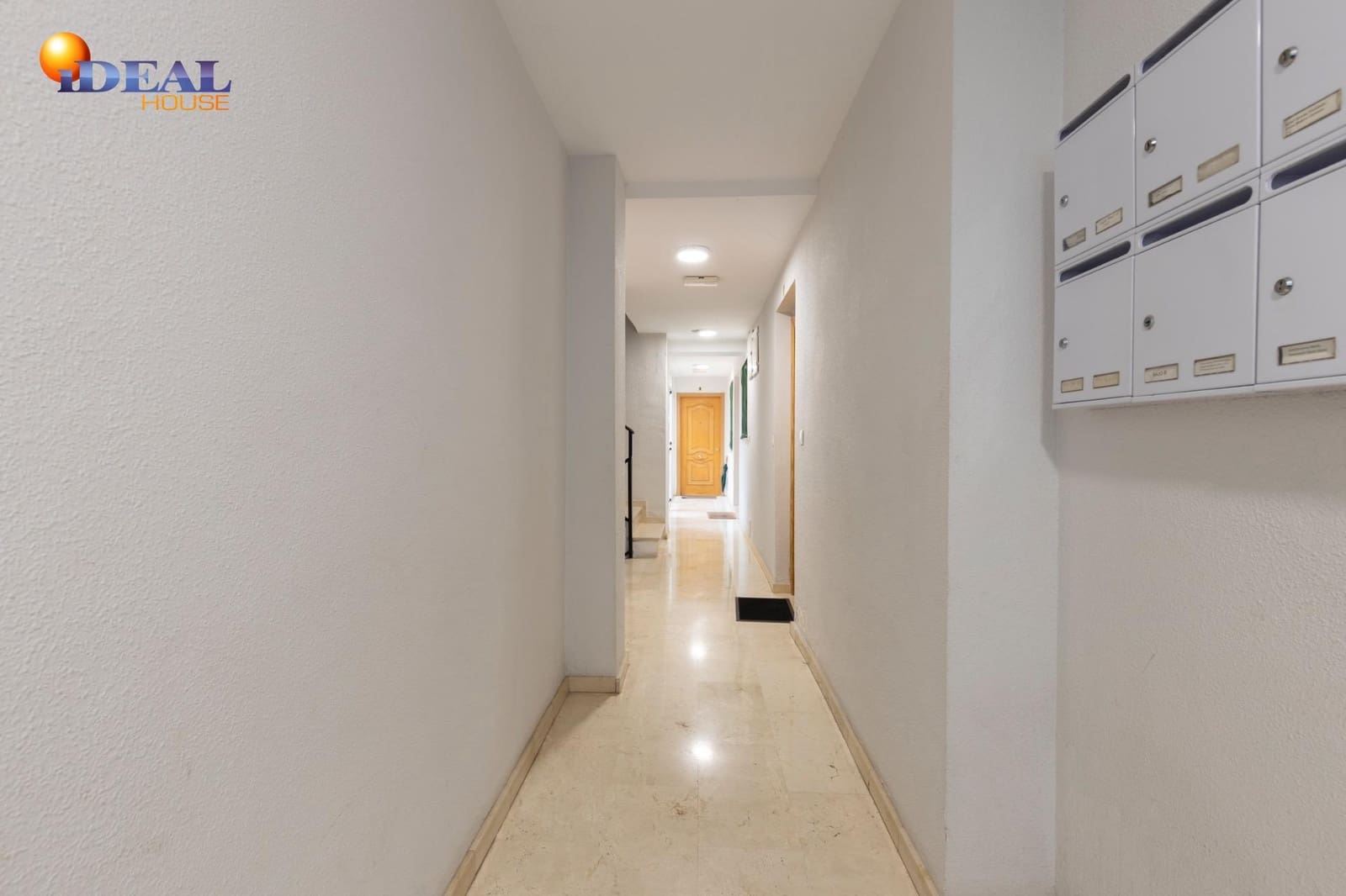 2 soveværelse Lejlighed til salg i Cenes de la Vega med garage - € 167.000 (Ref: 9548128)