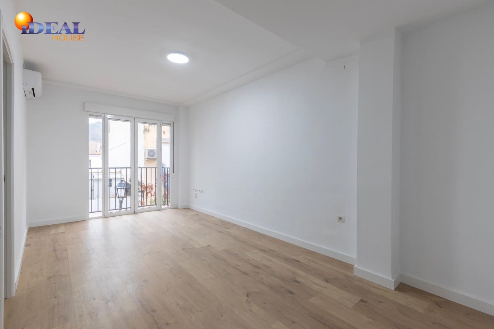 2 soveværelse Lejlighed til salg i Cenes de la Vega med garage - € 167.000 (Ref: 9548128)