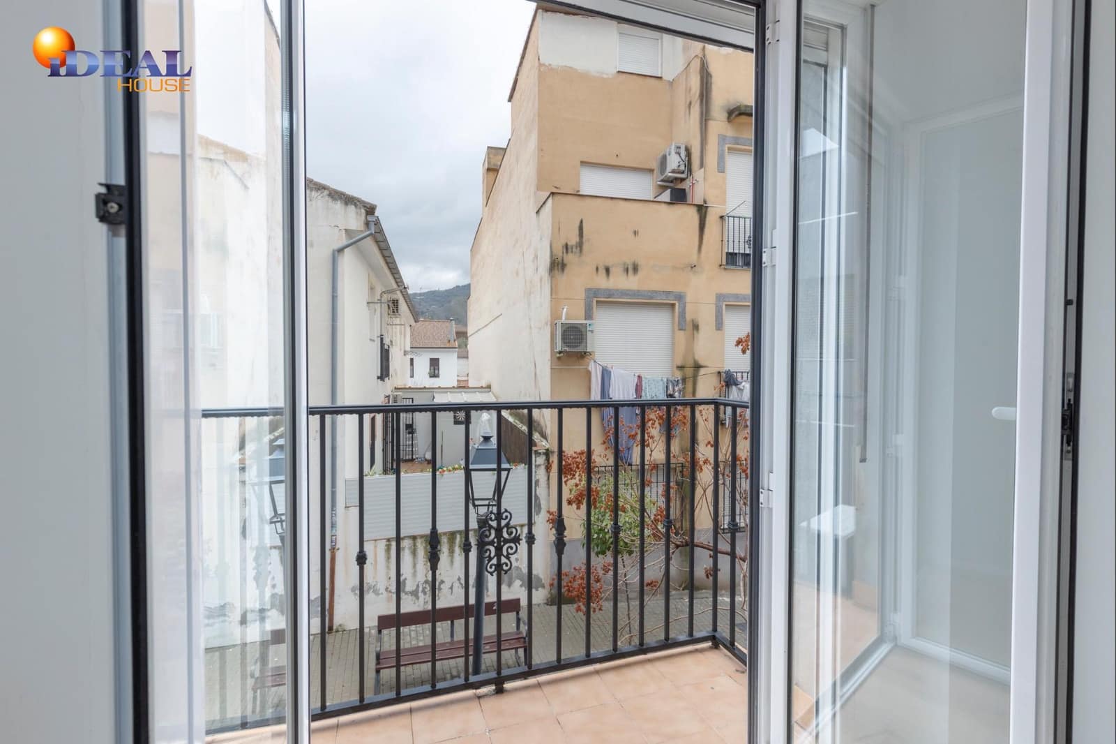 2 soveværelse Lejlighed til salg i Cenes de la Vega med garage - € 167.000 (Ref: 9548128)