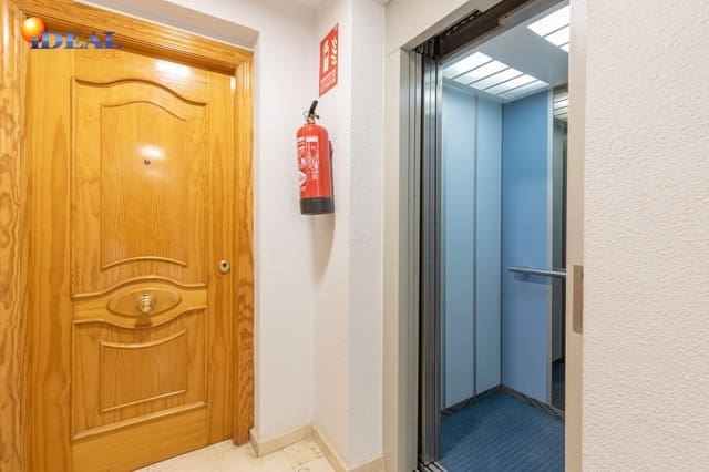 2 soveværelse Lejlighed til salg i Cenes de la Vega med garage - € 167.000 (Ref: 9548128)