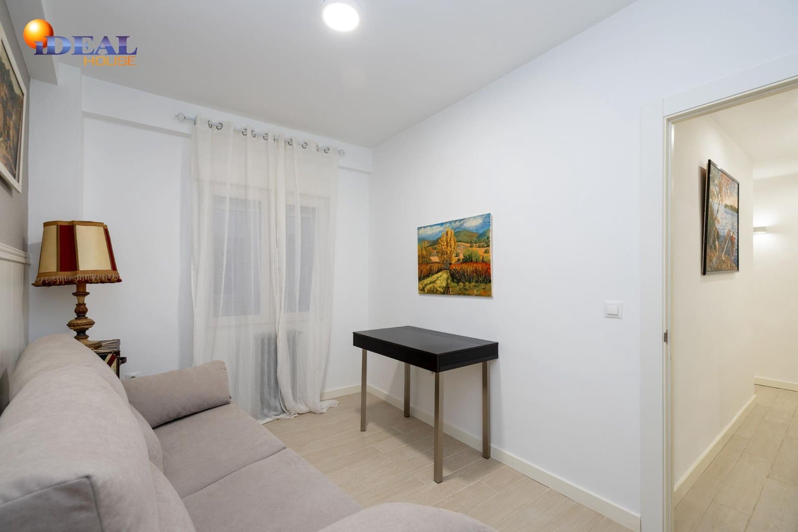 Piso de 4 habitaciones en Granada ciudad en venta - 395.000 € (Ref: 9551315)