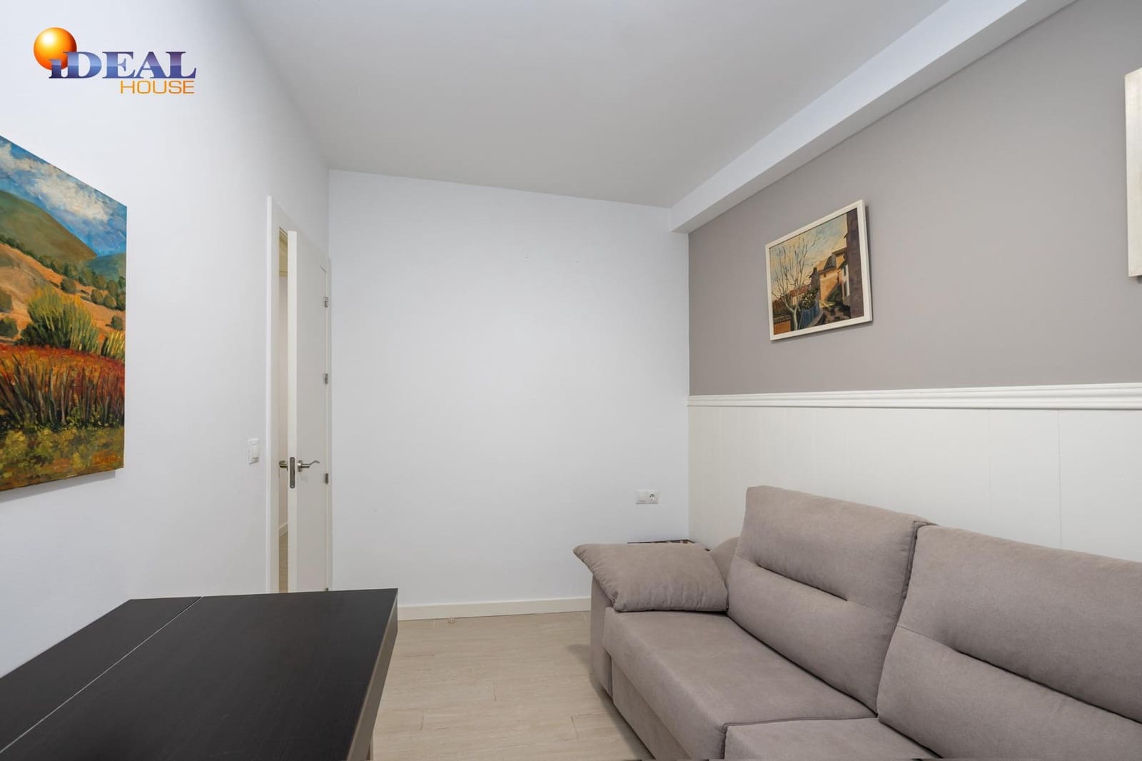 Piso de 4 habitaciones en Granada ciudad en venta - 395.000 € (Ref: 9551315)