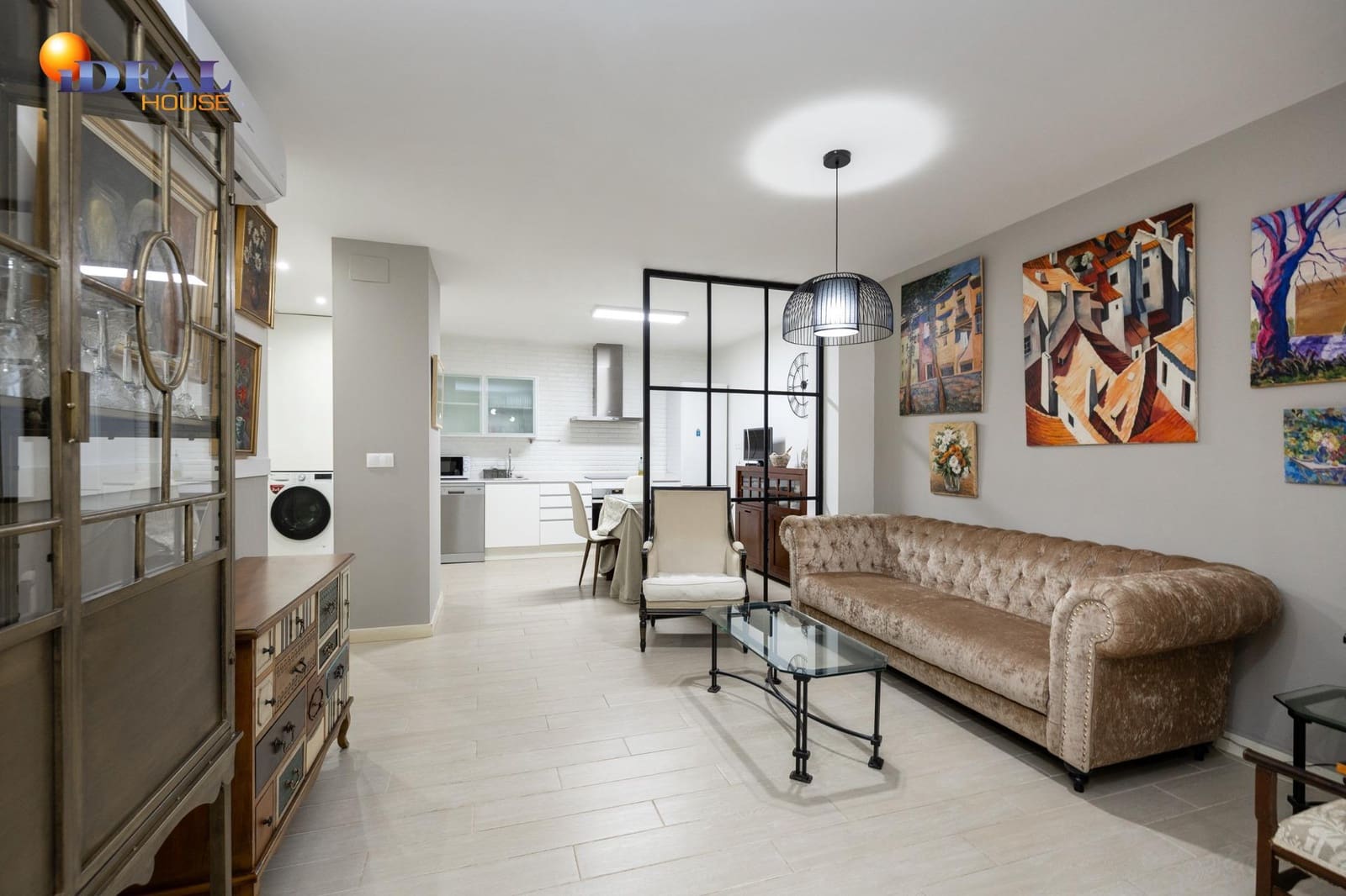 Piso de 4 habitaciones en Granada ciudad en venta - 395.000 € (Ref: 9551315)