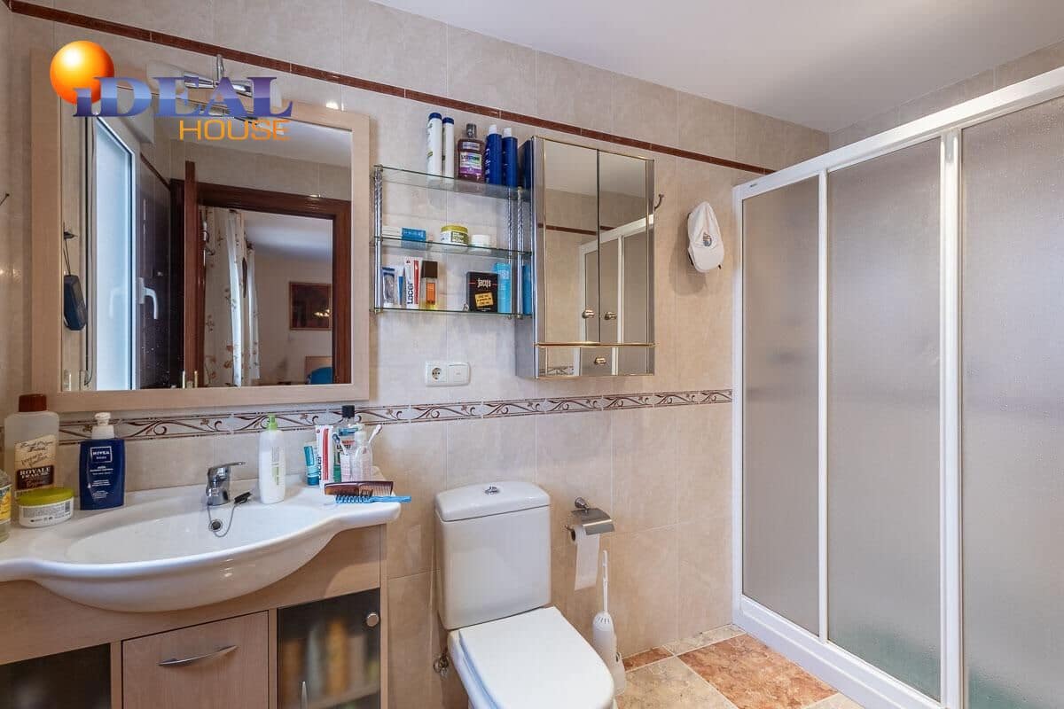 5 sypialnia Willa na sprzedaż w Otura z basenem - 520 000 € (Ref: 9551317)