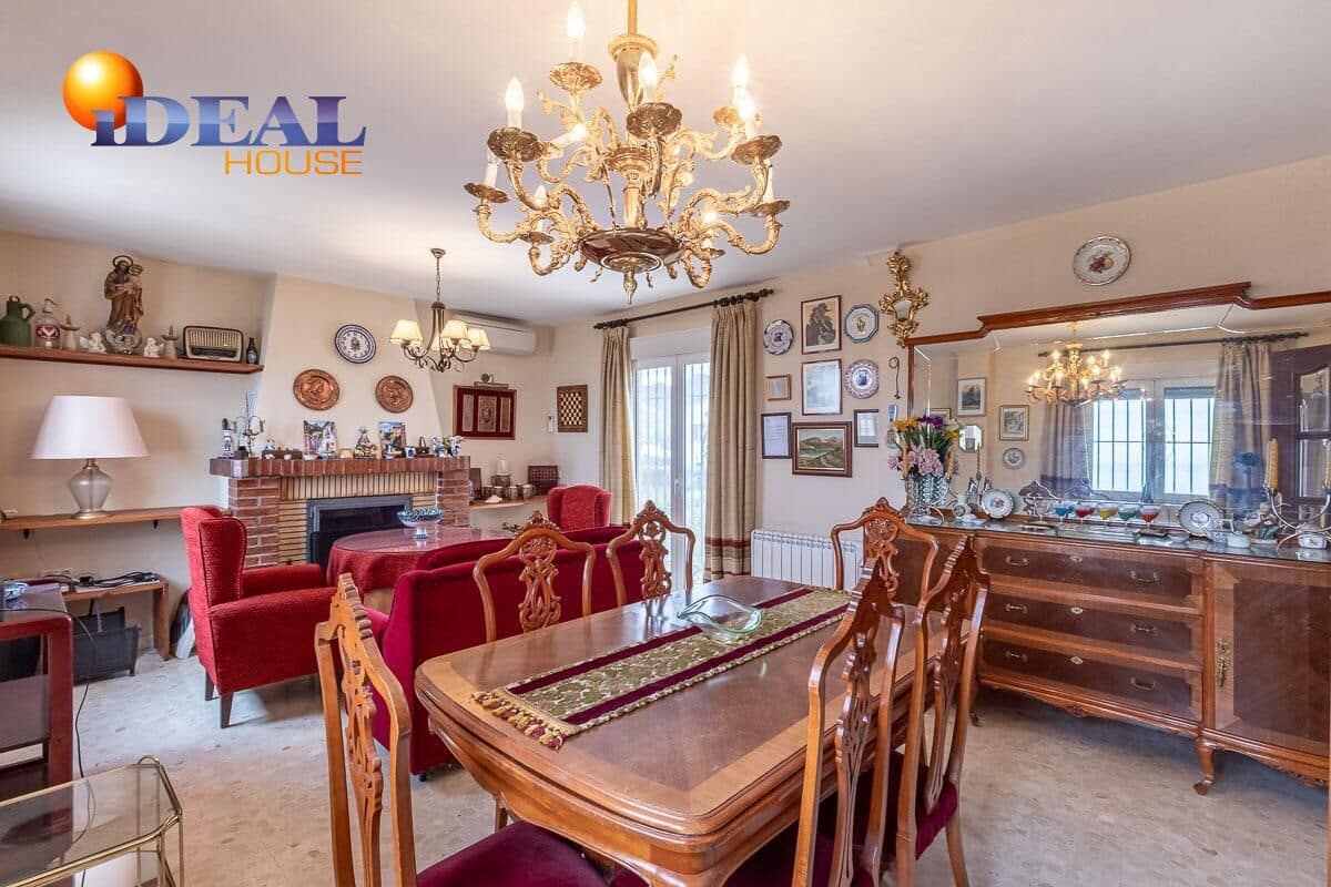 5 sypialnia Willa na sprzedaż w Otura z basenem - 520 000 € (Ref: 9551317)