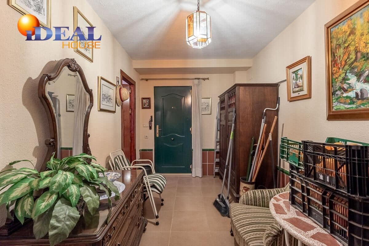 5 sypialnia Willa na sprzedaż w Otura z basenem - 520 000 € (Ref: 9551317)