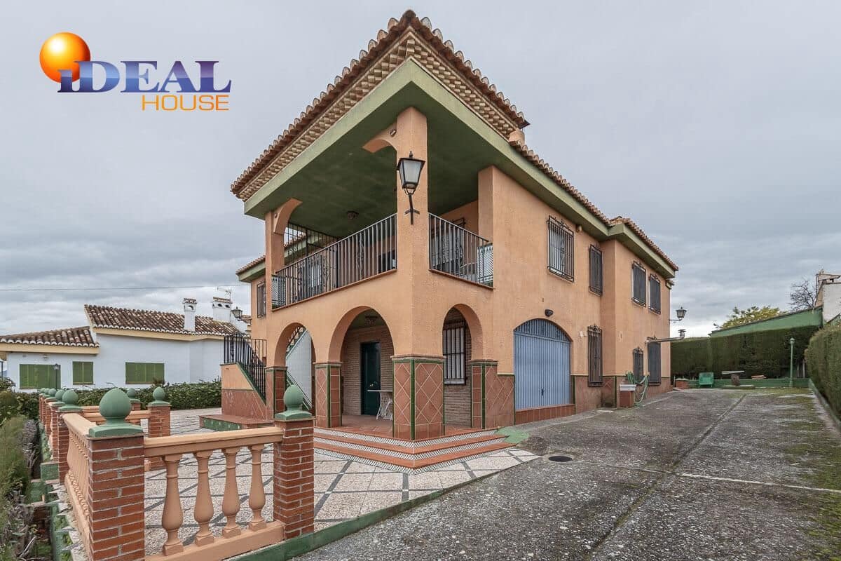 5 sypialnia Willa na sprzedaż w Otura z basenem - 520 000 € (Ref: 9551317)