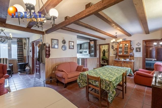 5 sypialnia Willa na sprzedaż w Otura z basenem - 520 000 € (Ref: 9551317)