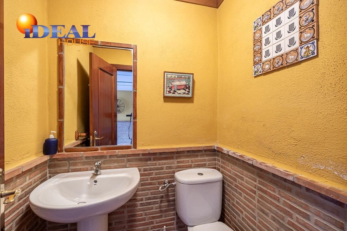 3 Zimmer Reihenhaus zu verkaufen in Belicena mit Garage - 172.000 € (Ref: 9555671)