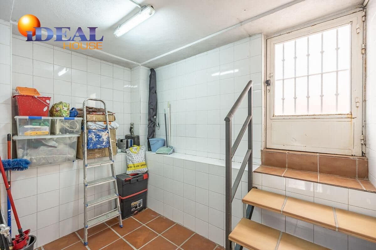 3 Zimmer Reihenhaus zu verkaufen in Belicena mit Garage - 172.000 € (Ref: 9555671)