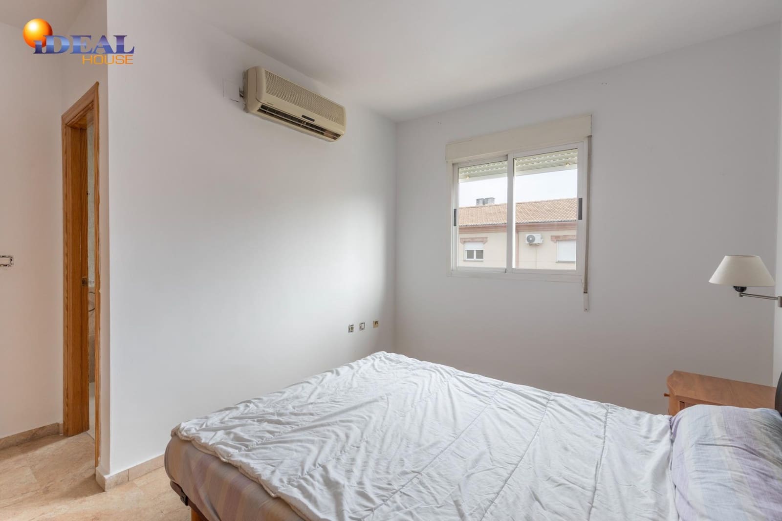 3 soverom Rekkehus til salgs i Ogijares med garasje - € 249 000 (Ref: 9555673)