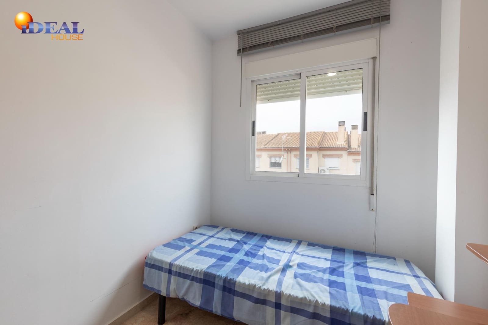 3 soverom Rekkehus til salgs i Ogijares med garasje - € 249 000 (Ref: 9555673)