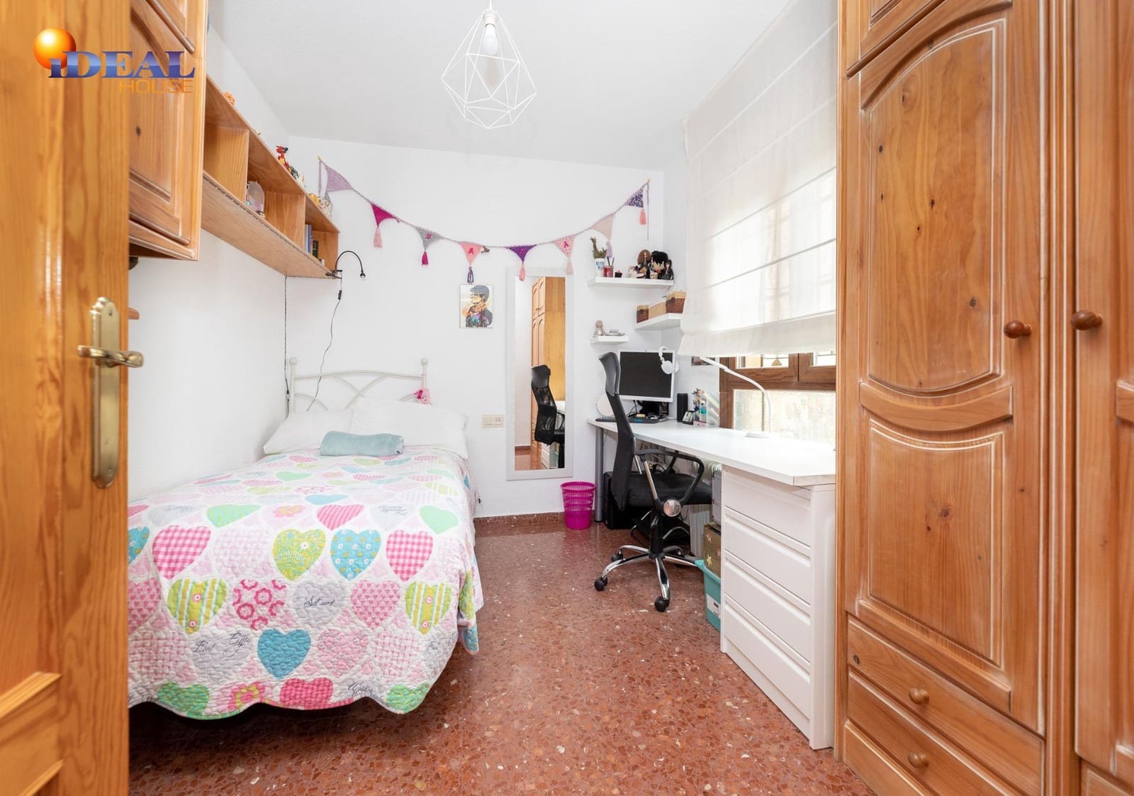 3 Zimmer Reihenhaus zu verkaufen in Otura mit Garage - 240.000 € (Ref: 9555674)