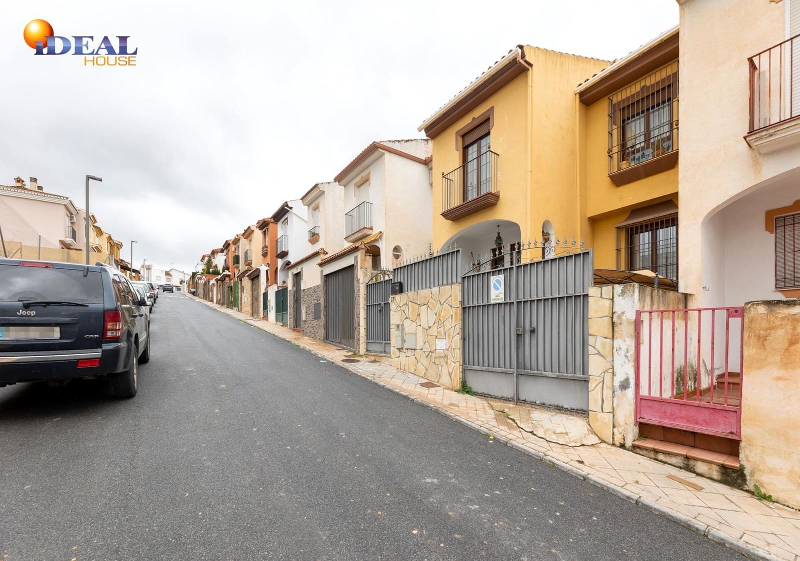 3 Zimmer Reihenhaus zu verkaufen in Otura mit Garage - 240.000 € (Ref: 9555674)