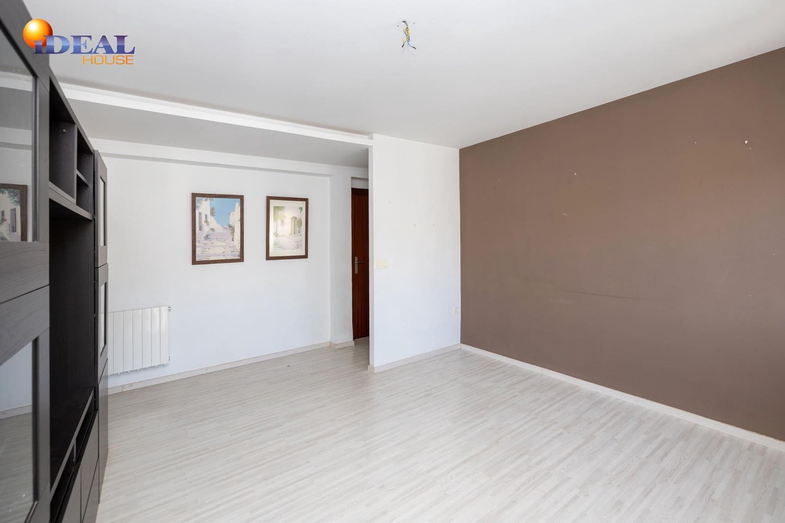 2 soveværelse Lejlighed til salg i Granada by - € 250.000 (Ref: 9561721)