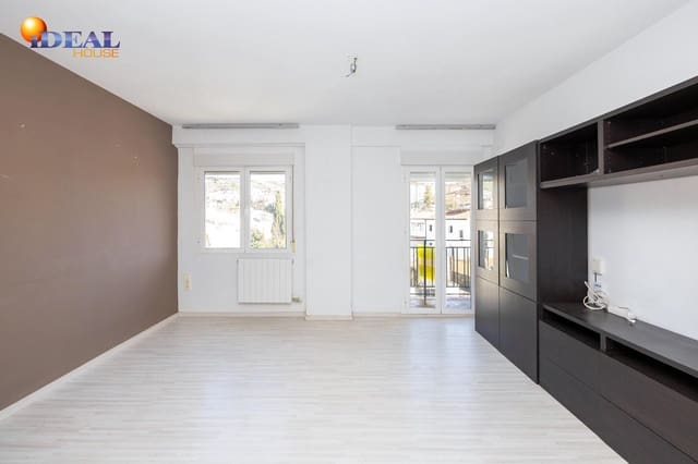 2 soveværelse Lejlighed til salg i Granada by - € 250.000 (Ref: 9561721)