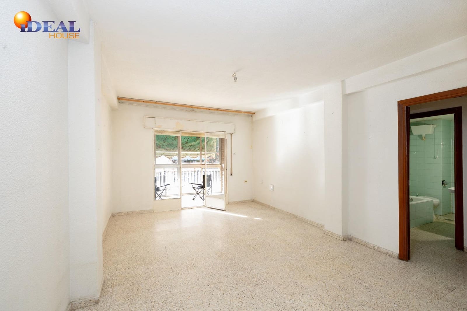 4 soverom Leilighet til salgs i Granada by - € 235 000 (Ref: 9561722)