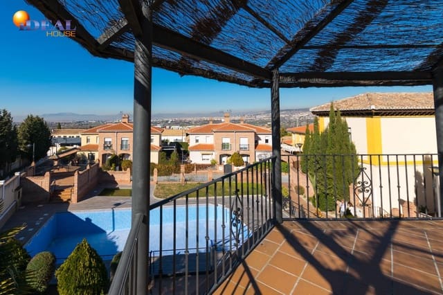 3 sovrum Villa till salu i La Zubia med garage - 299 000 € (Ref: 9561723)