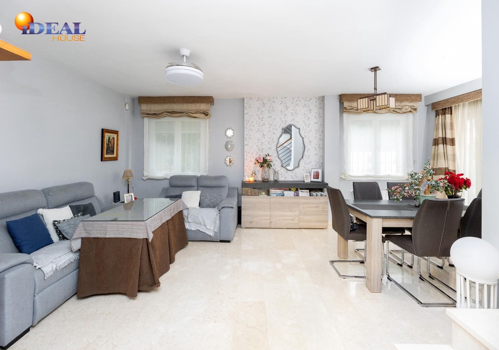 3 sovrum Villa till salu i La Zubia med garage - 299 000 € (Ref: 9561723)