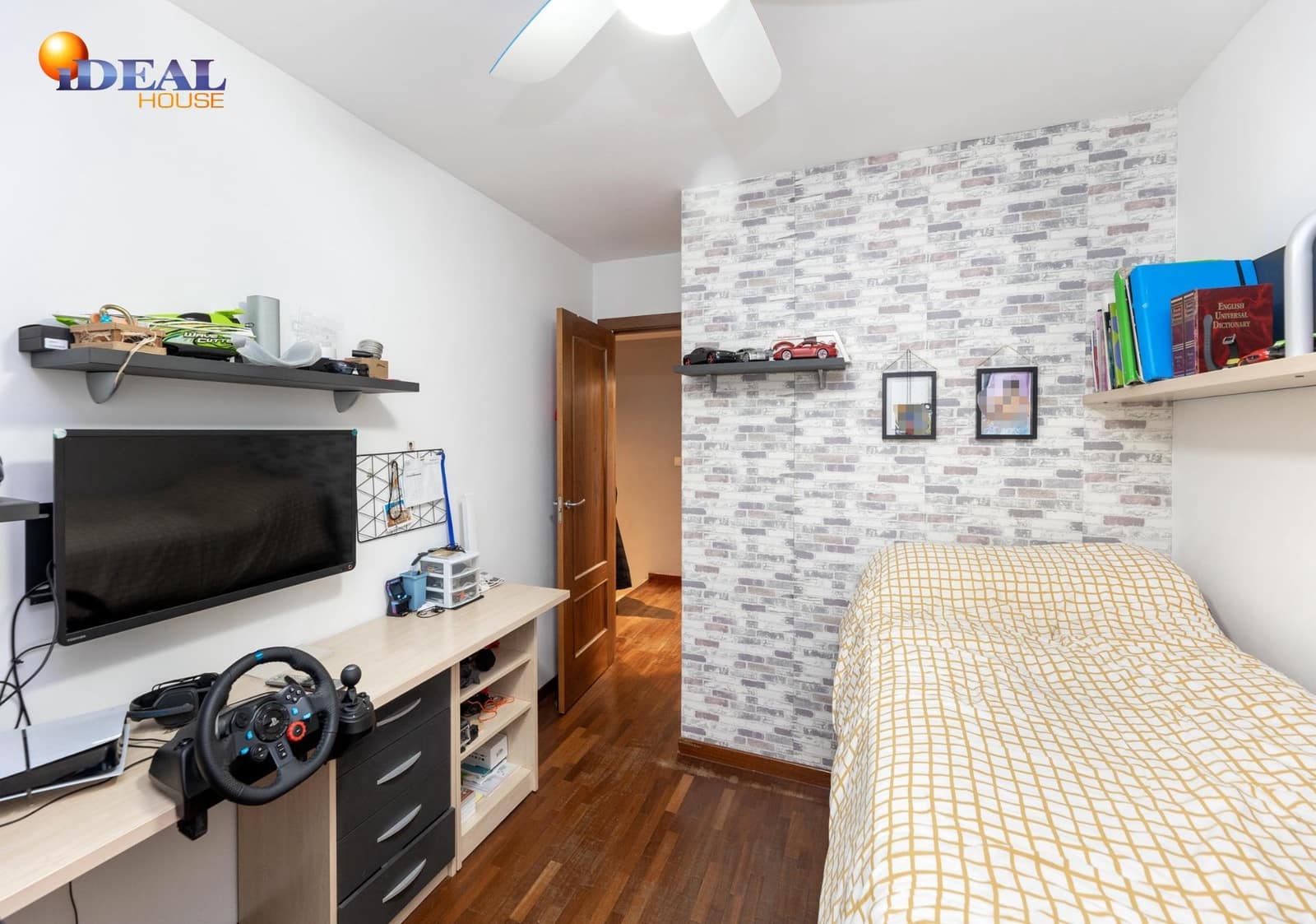 3 sovrum Villa till salu i La Zubia med garage - 299 000 € (Ref: 9561723)