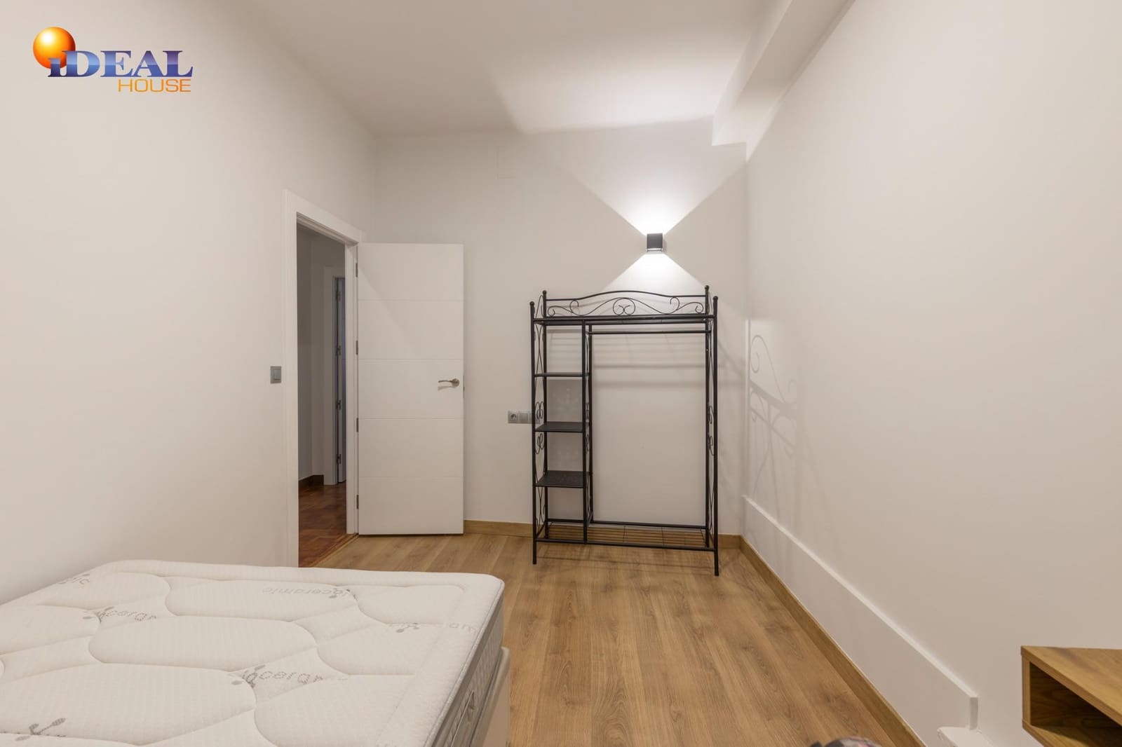 4 soveværelse Lejlighed til salg i Granada by - € 359.000 (Ref: 9561724)