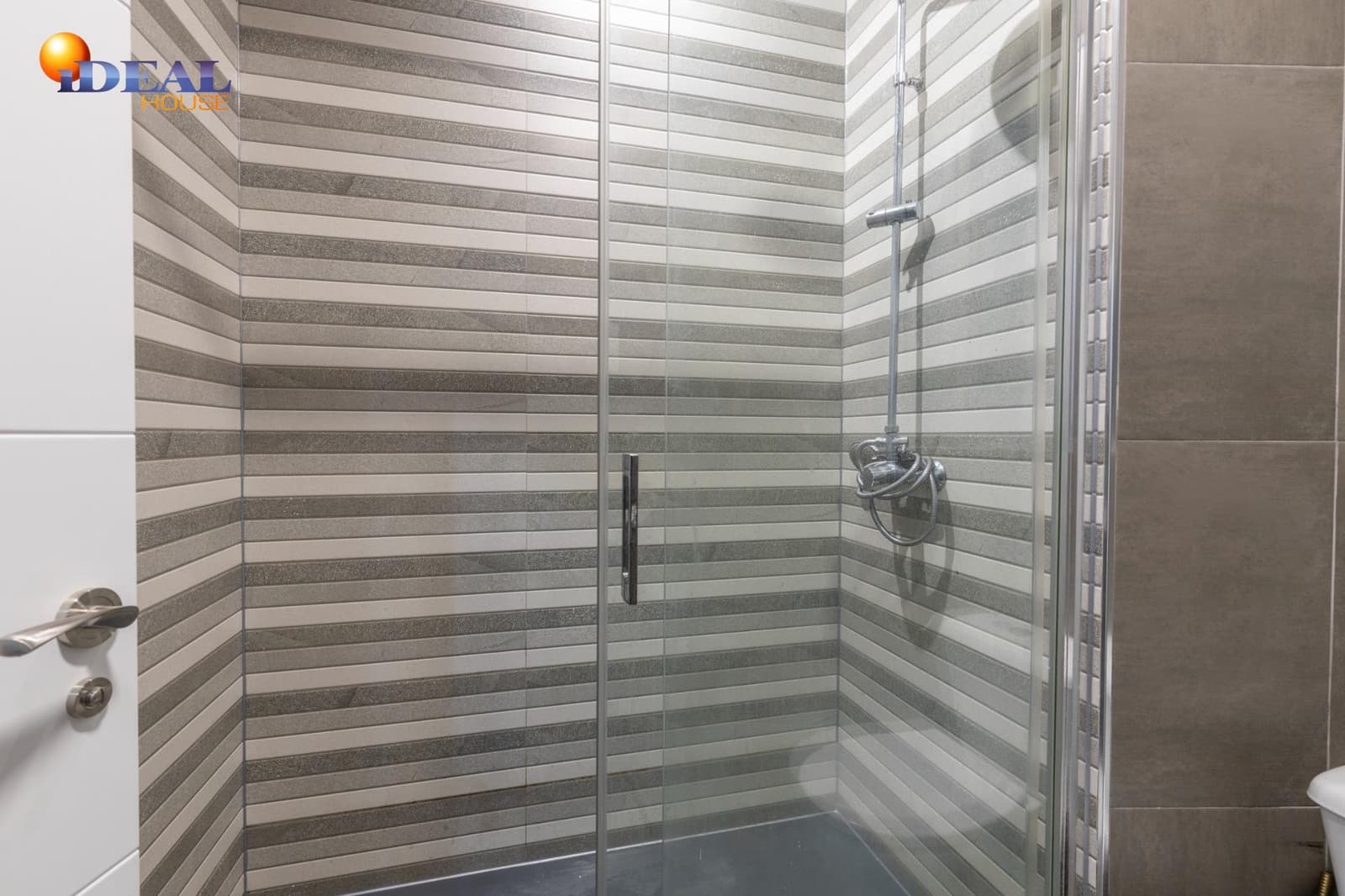 4 soveværelse Lejlighed til salg i Granada by - € 359.000 (Ref: 9561724)