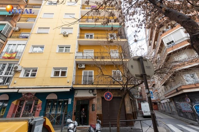 4 soveværelse Lejlighed til salg i Granada by - € 359.000 (Ref: 9561724)
