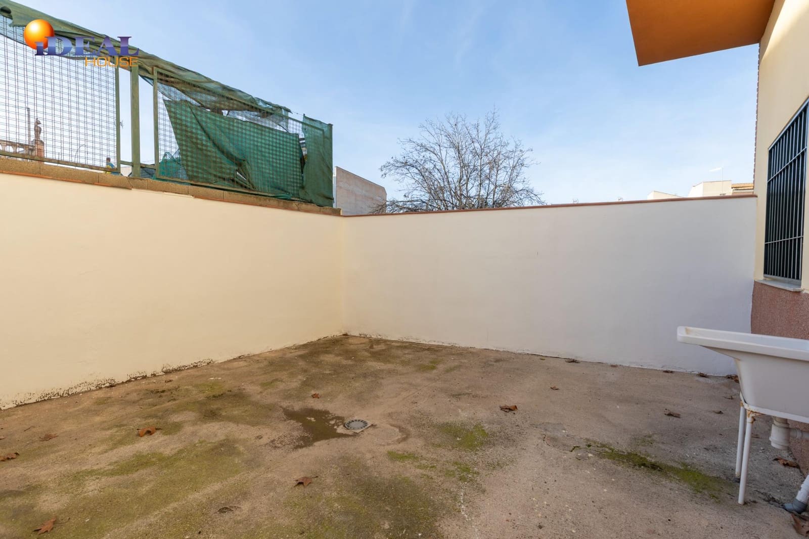 3 soveværelse Rækkehus til salg i Fuente Vaqueros med garage - € 169.900 (Ref: 9561725)