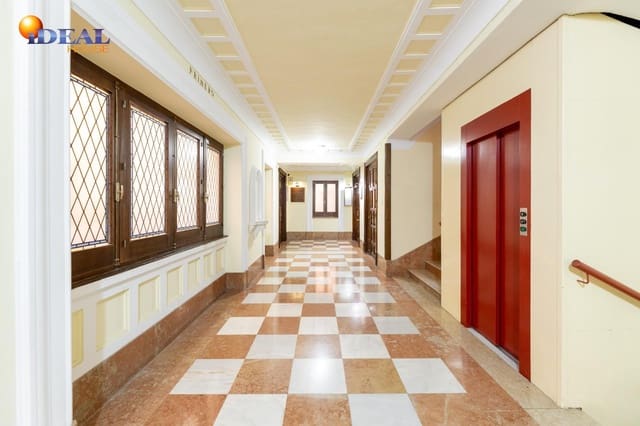 7 soveværelse Lejlighed til salg i Granada by - € 520.000 (Ref: 9561726)