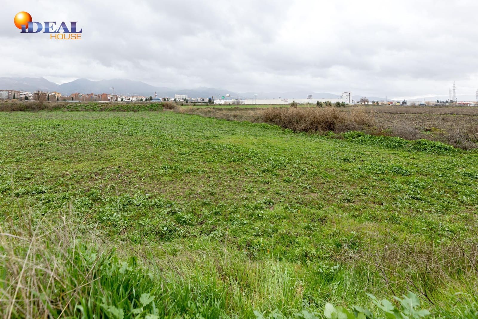 Grunde uden byggetilladelser til salg i Armilla - € 45.500 (Ref: 9565111)