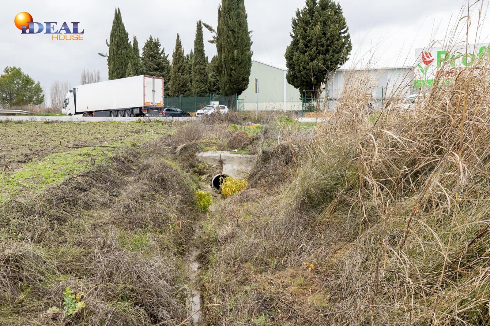 Grunde uden byggetilladelser til salg i Armilla - € 45.500 (Ref: 9565111)