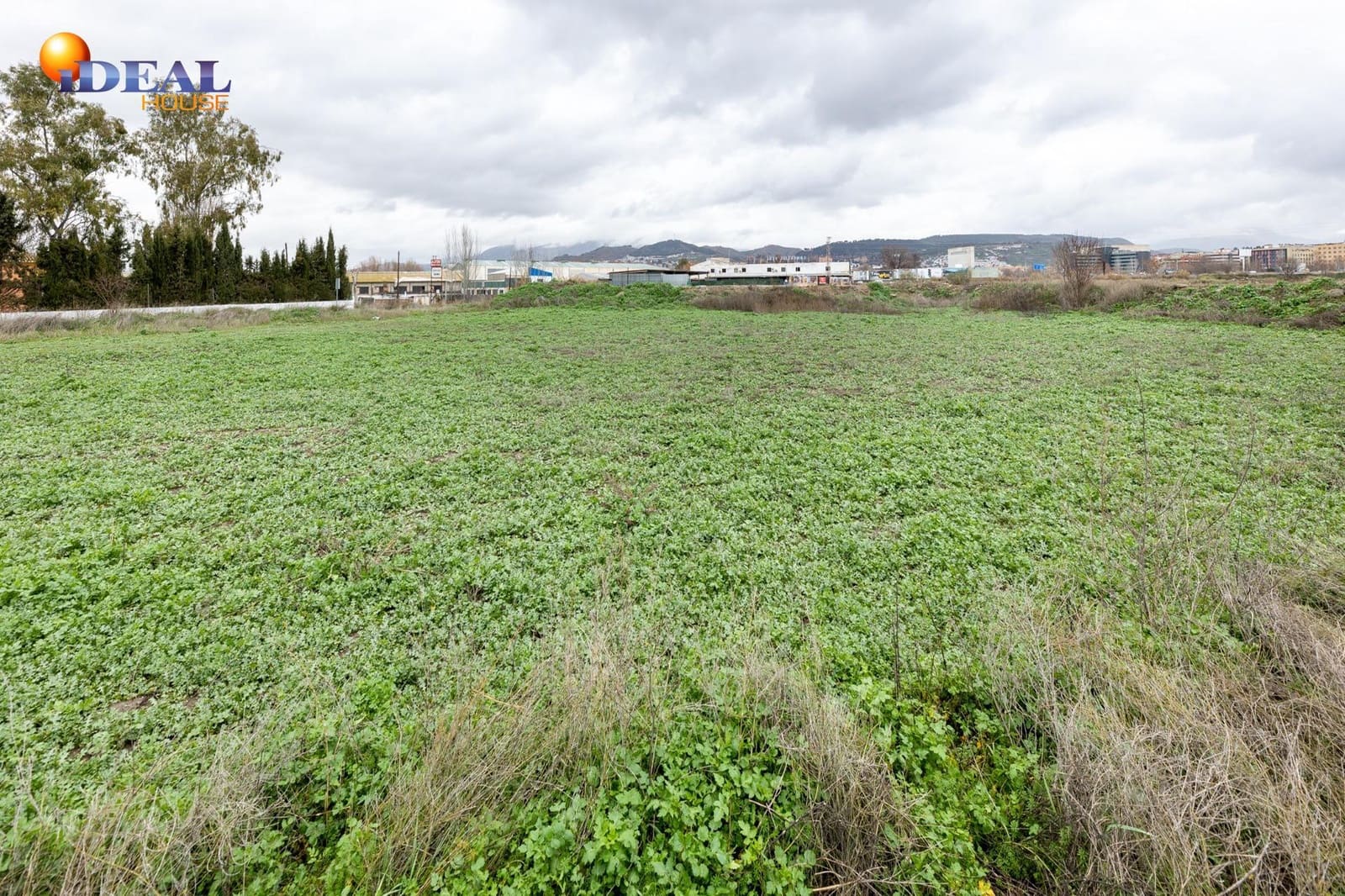 Grunde uden byggetilladelser til salg i Armilla - € 45.500 (Ref: 9565111)