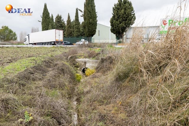 Grunde uden byggetilladelser til salg i Armilla - € 45.500 (Ref: 9565111)