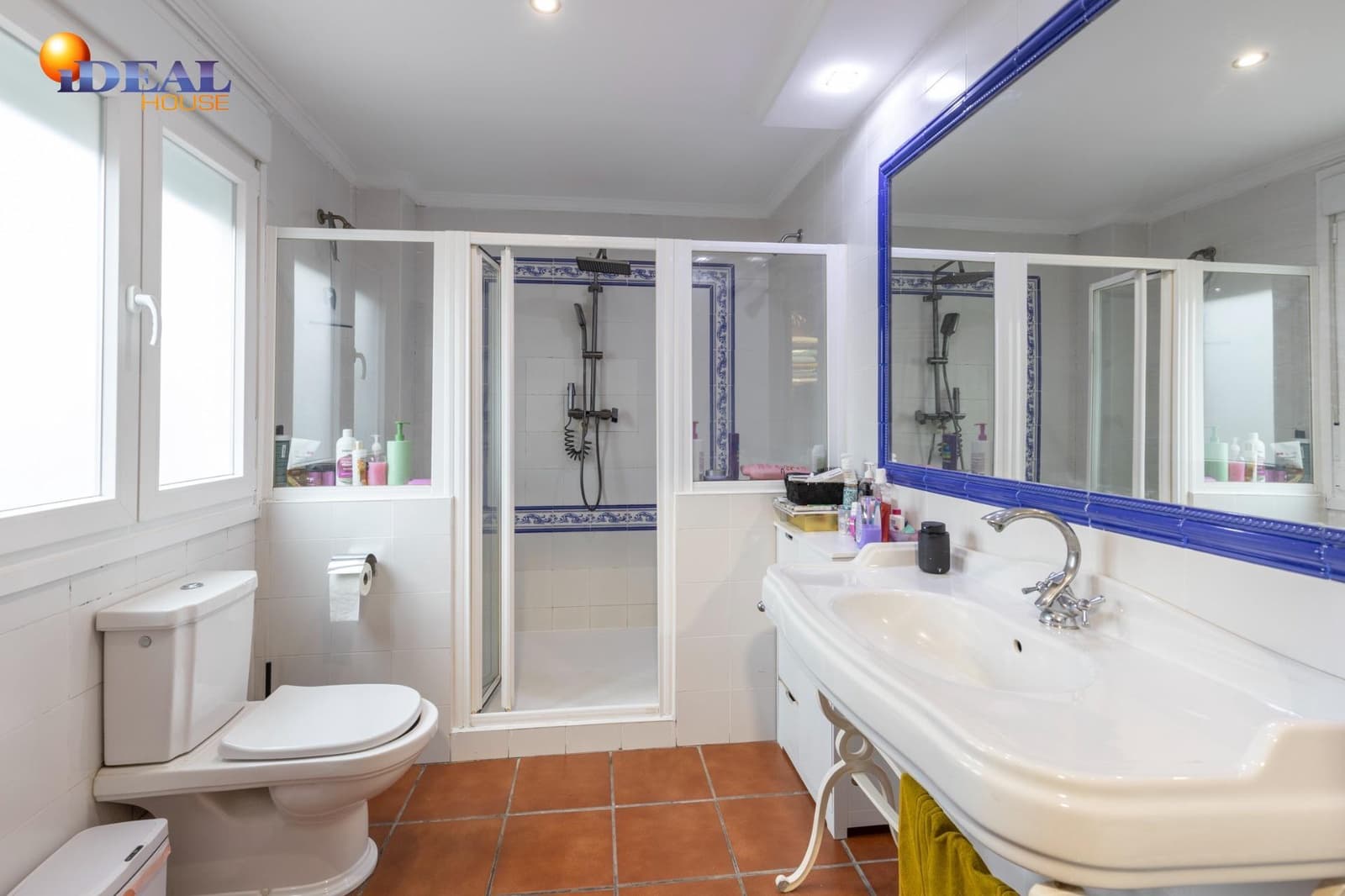 3 sovrum Radhus till salu i Ogijares med pool garage - 289 000 € (Ref: 9565112)