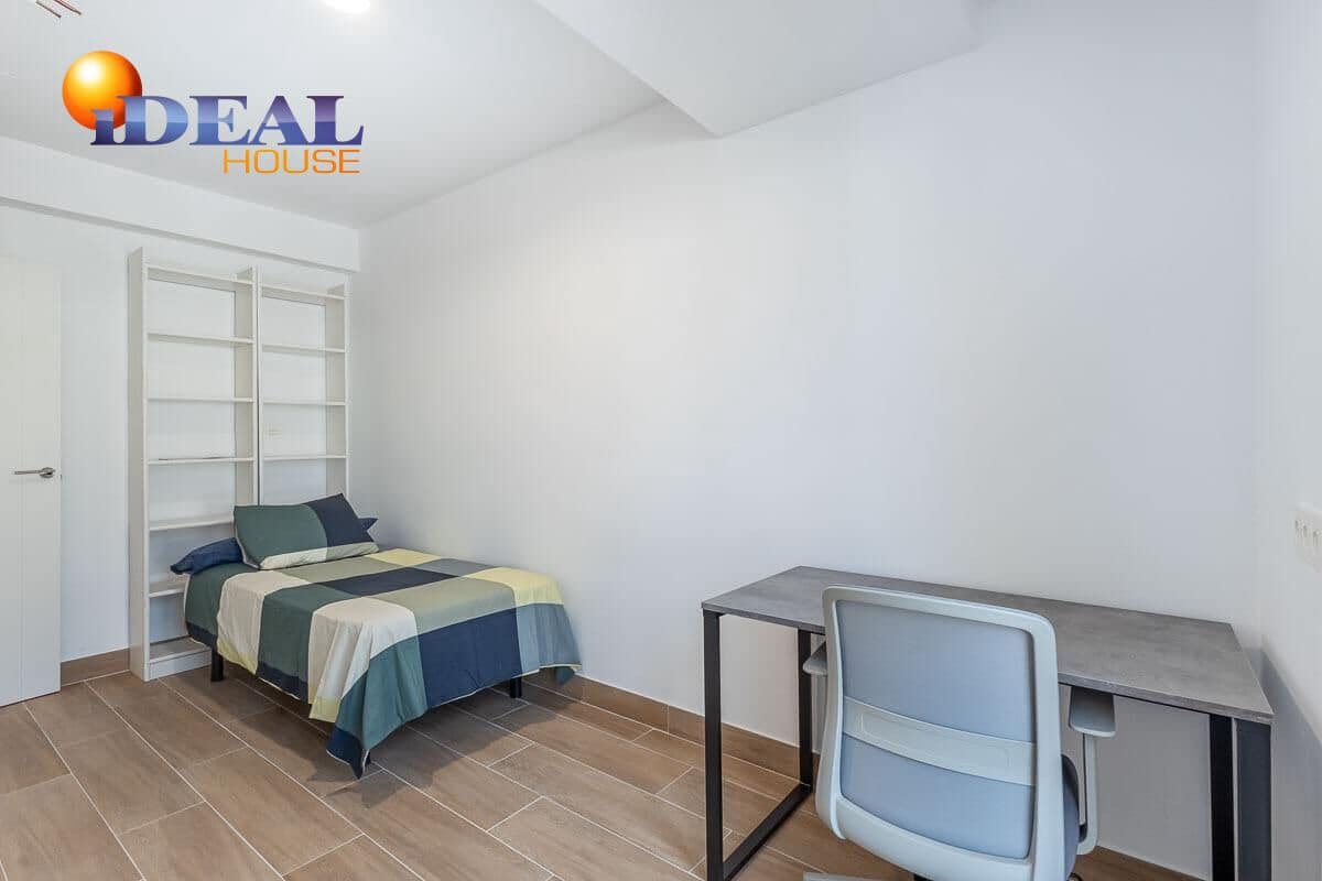 4 soveværelse Penthouse til salg i Granada by - € 390.000 (Ref: 9565115)