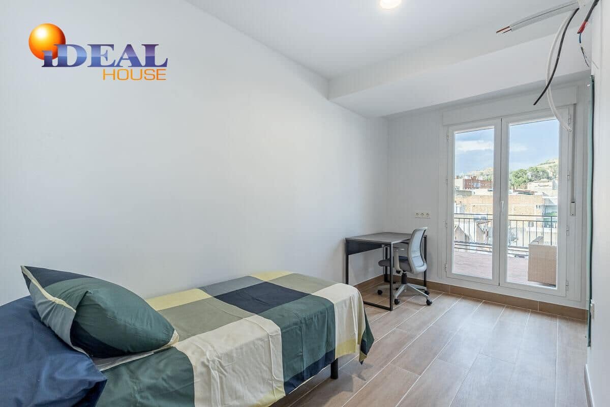 4 soveværelse Penthouse til salg i Granada by - € 390.000 (Ref: 9565115)