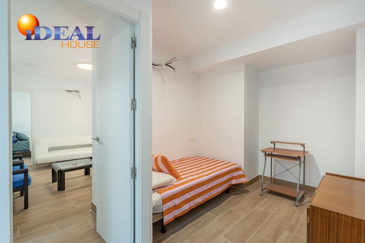 4 soveværelse Penthouse til salg i Granada by - € 390.000 (Ref: 9565115)