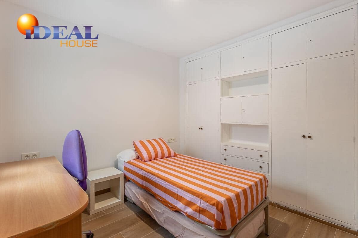 4 soveværelse Penthouse til salg i Granada by - € 390.000 (Ref: 9565115)