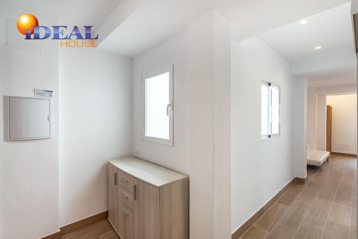 4 soveværelse Penthouse til salg i Granada by - € 390.000 (Ref: 9565115)