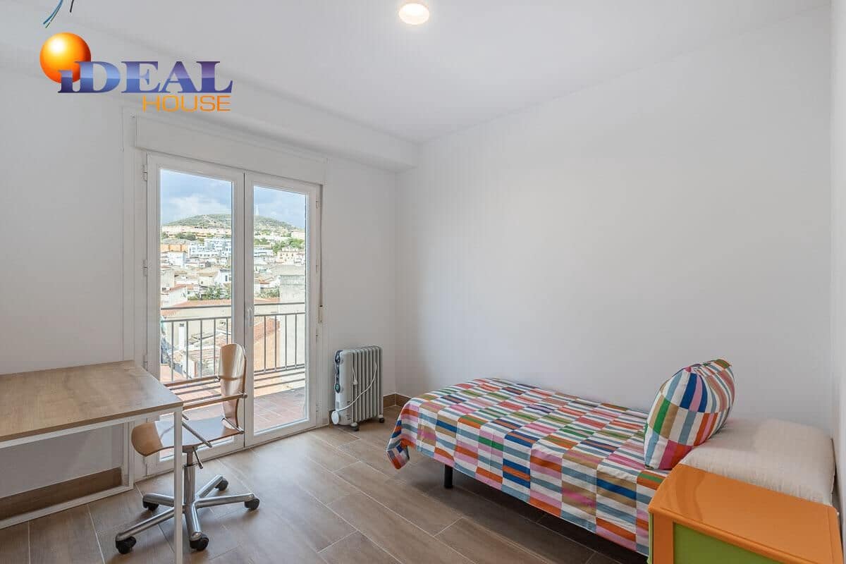 4 soveværelse Penthouse til salg i Granada by - € 390.000 (Ref: 9565115)